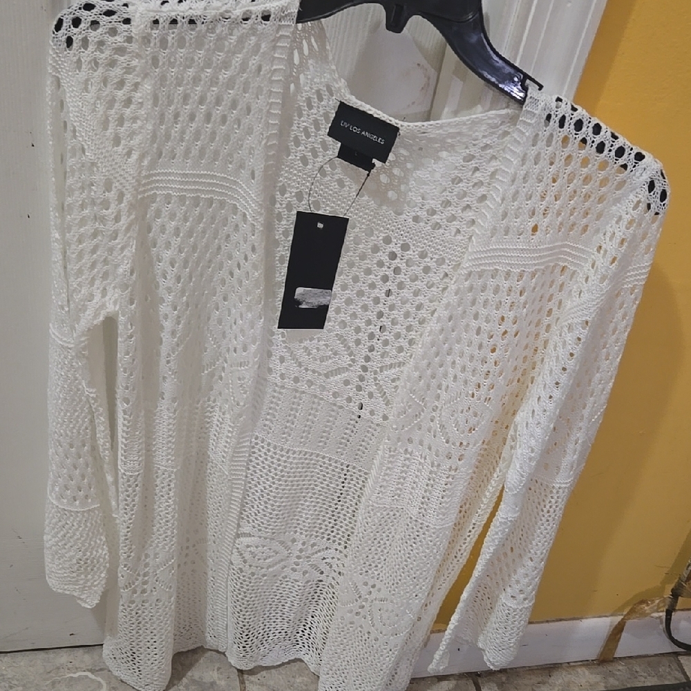 Express White Cardigan with Textured Knit Design